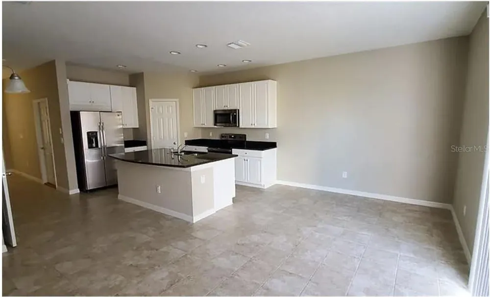 7027 TOWNE LAKE ROAD Riverview, FL 33578