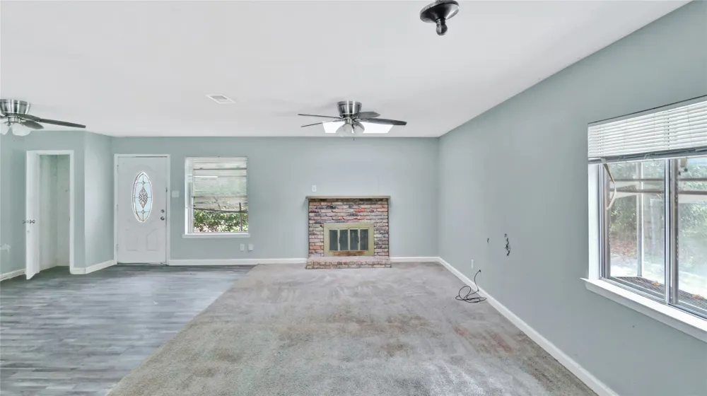 318 E Stark Road Seagoville, TX 75159