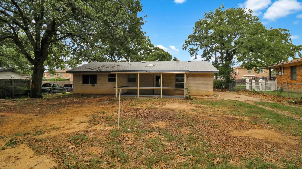 318 E Stark Road Seagoville, TX 75159