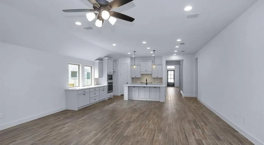 535 Oakview Bend Drive Montgomery, TX 77316