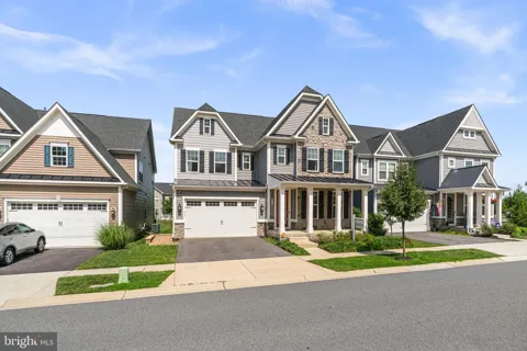 2719 ORCHARD ORIOLE WAY