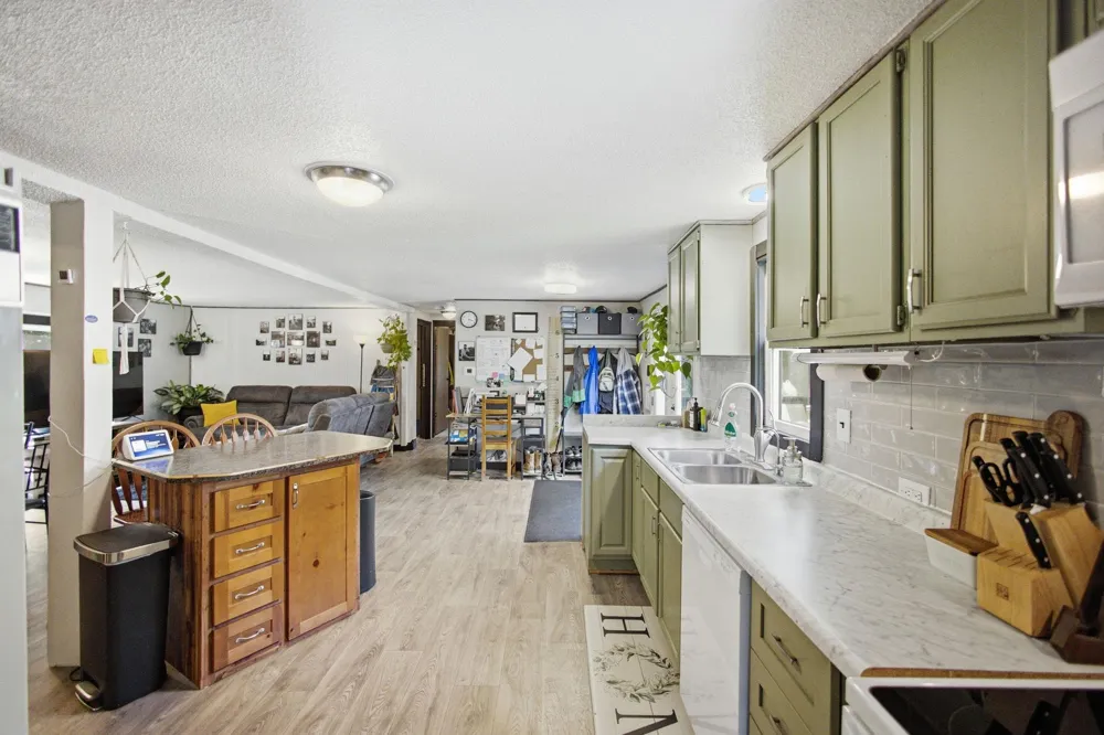 798 Horse Lake Lane Dresser, WI 54009