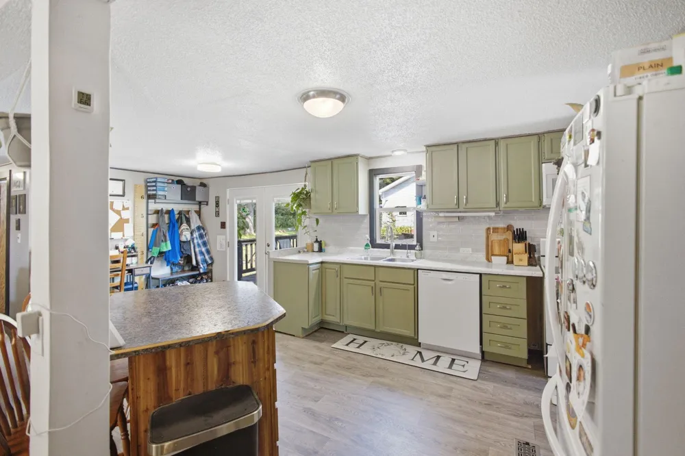 798 Horse Lake Lane Dresser, WI 54009