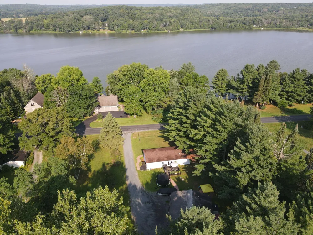 798 Horse Lake Lane Dresser, WI 54009