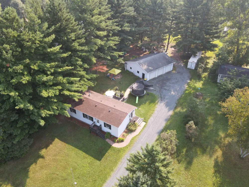 798 Horse Lake Lane Dresser, WI 54009