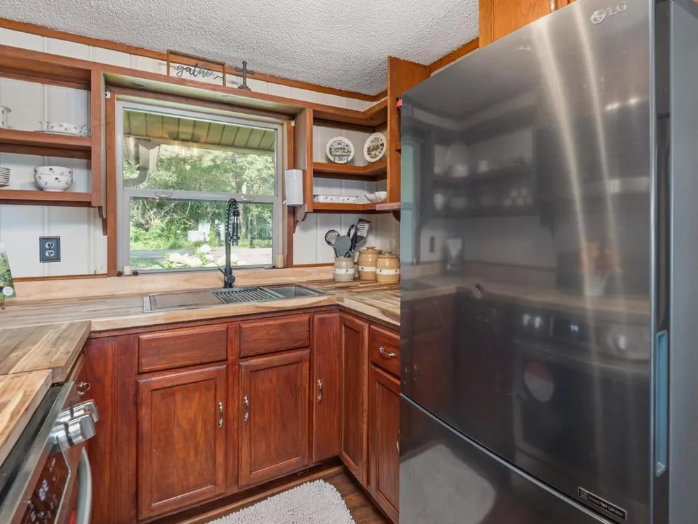 29729 Dahlia Street NW Isanti, MN 55040