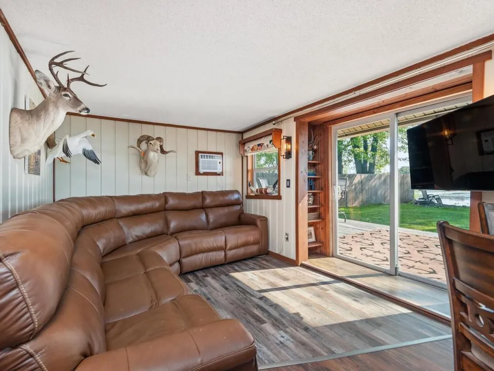 29729 Dahlia Street NW Isanti, MN 55040