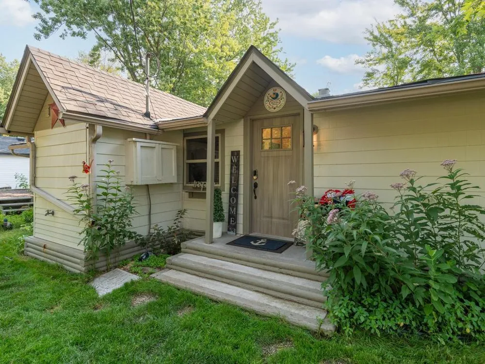 29729 Dahlia Street NW Isanti, MN 55040
