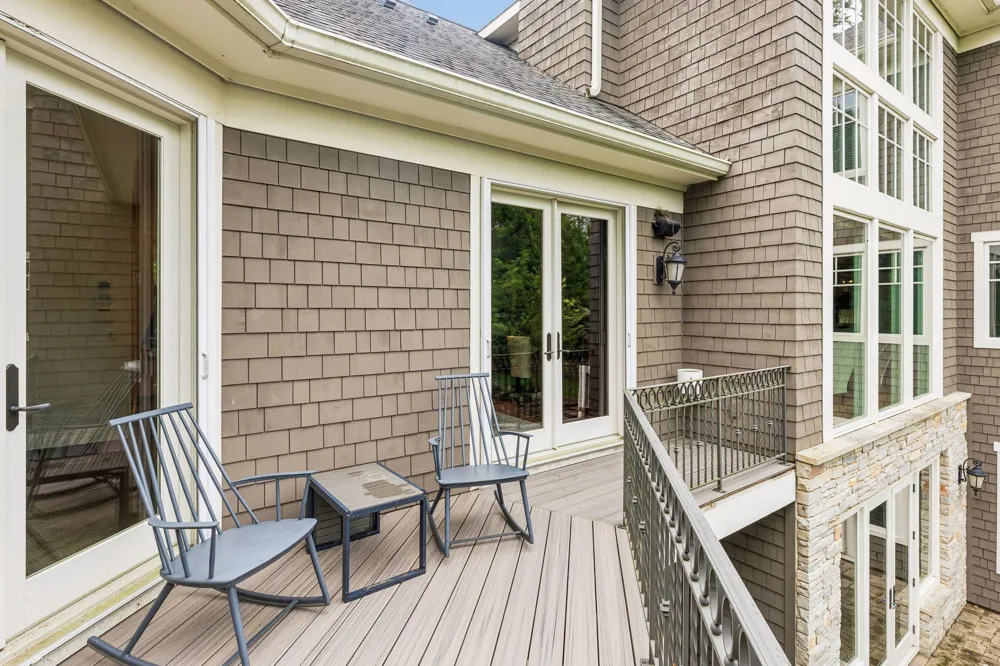 15700 Portico Drive Minnetonka, MN 55391