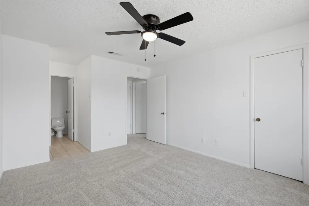 14800 Enterprise Drive #22D Farmers Branch, TX 75234