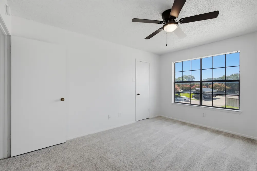 14800 Enterprise Drive #22D Farmers Branch, TX 75234