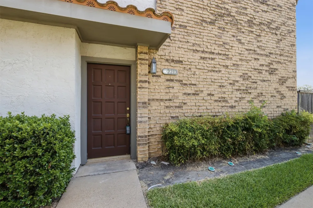 14800 Enterprise Drive #22D Farmers Branch, TX 75234