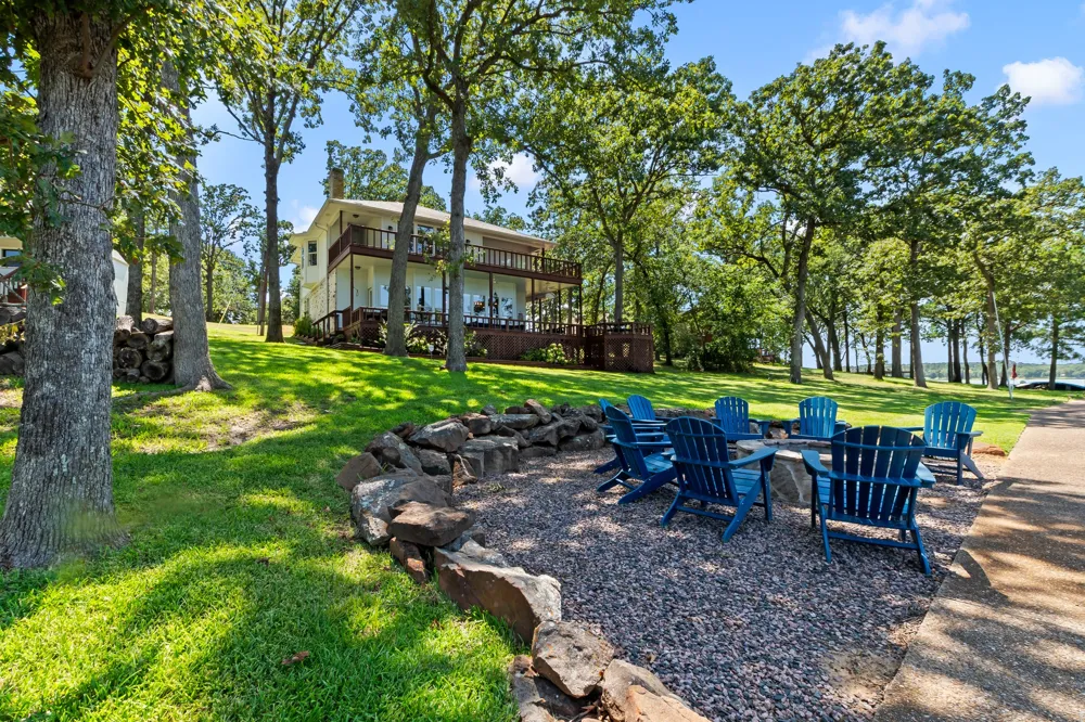 5366 Point LaVista Malakoff, TX 75148