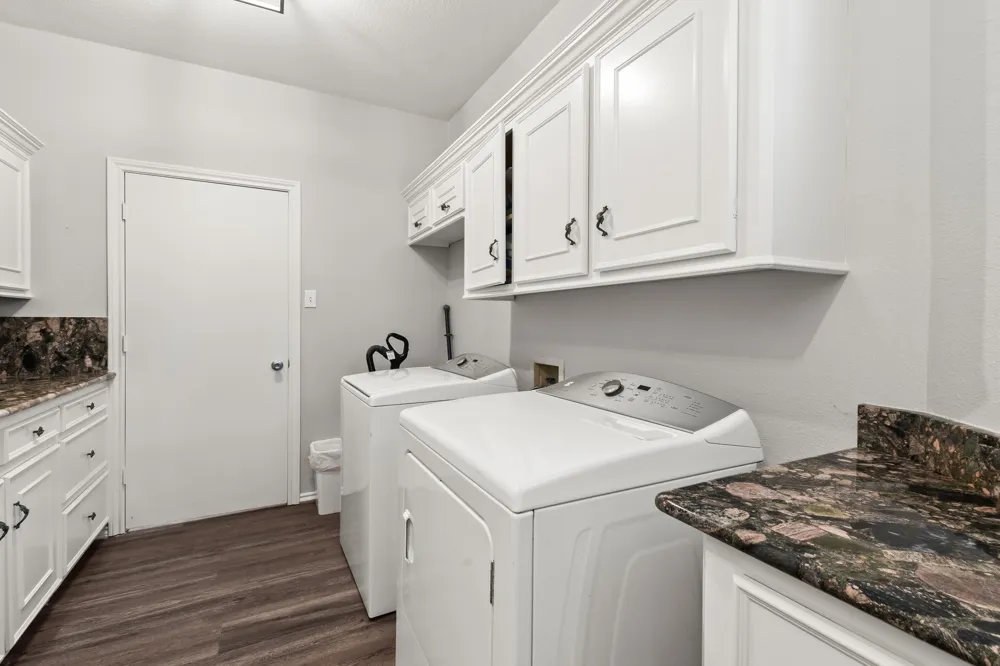 5366 Point LaVista Malakoff, TX 75148