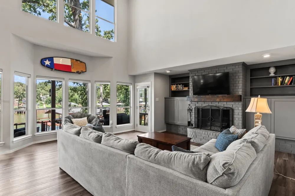 5366 Point LaVista Malakoff, TX 75148