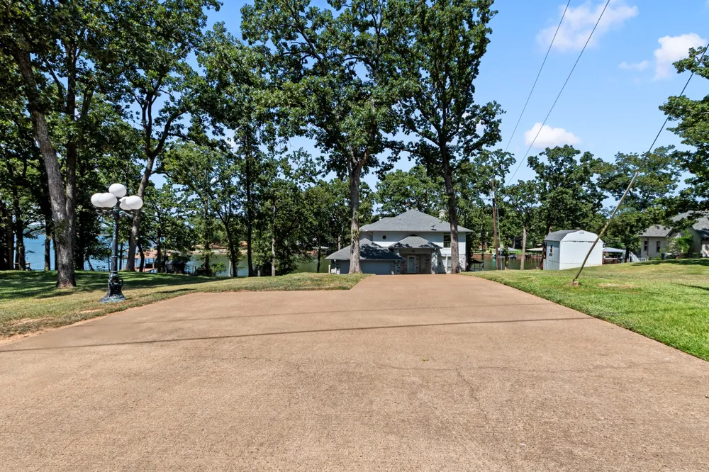 5366 Point LaVista Malakoff, TX 75148