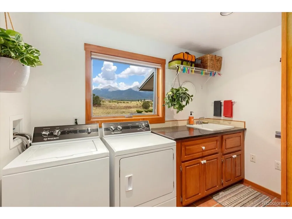 13030 County Road 261d Nathrop, CO 81236