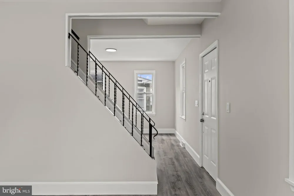 213 CHESTNUT STREET Westville, NJ 08093