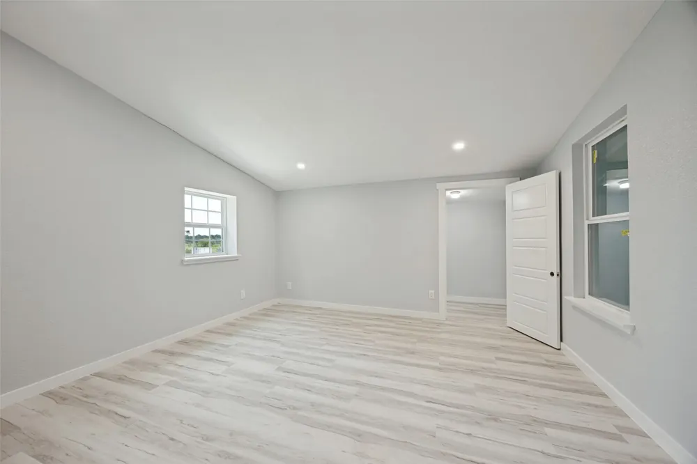 7186 State Highway 24 Commerce, TX 75428