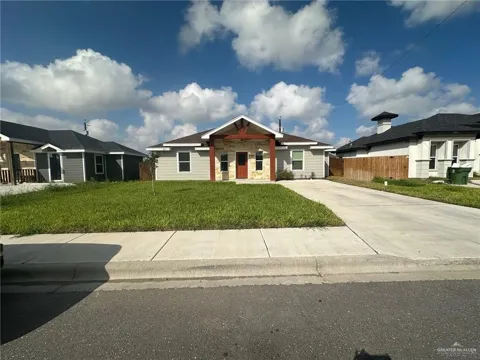 827 Whitewing Street
