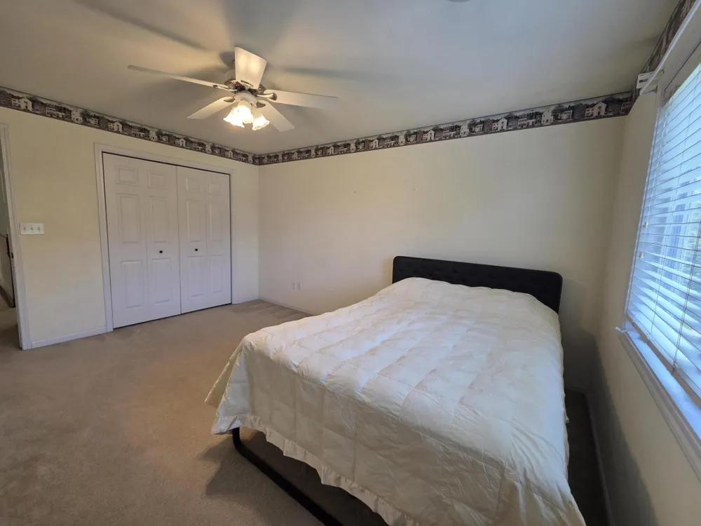 2224 Sandridge Lane Dyer, IN 46311