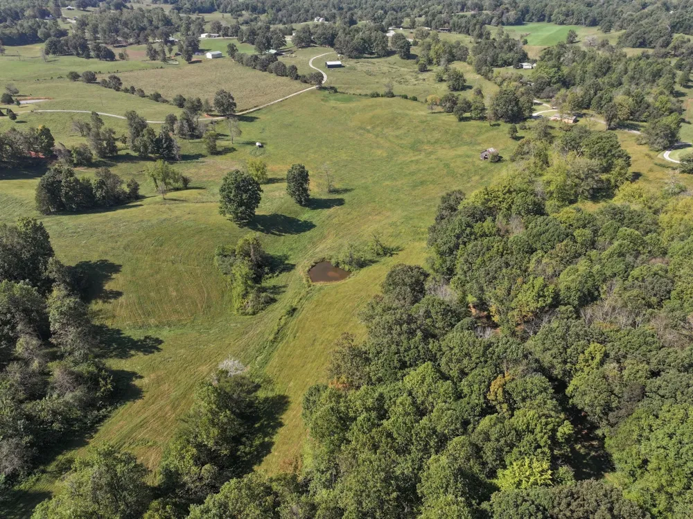 515 Jericho Rd Quebeck, TN 38579