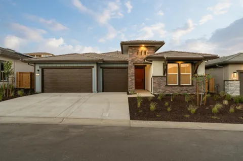 8099 Creek View
