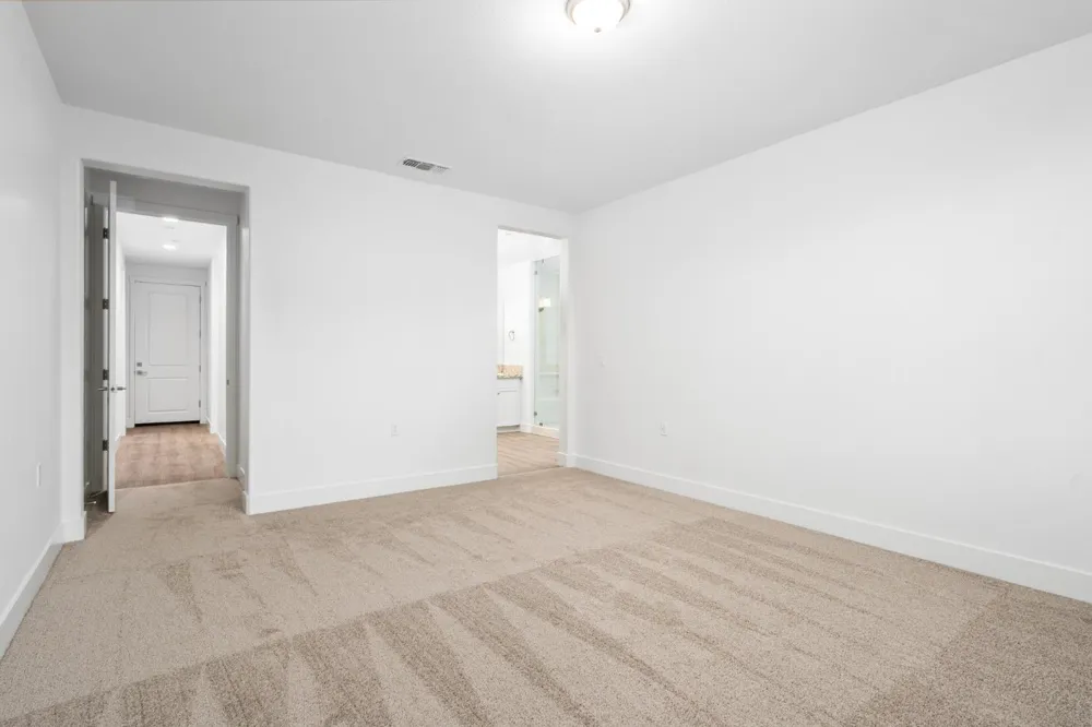 8099 Creek View Friant, CA 93626