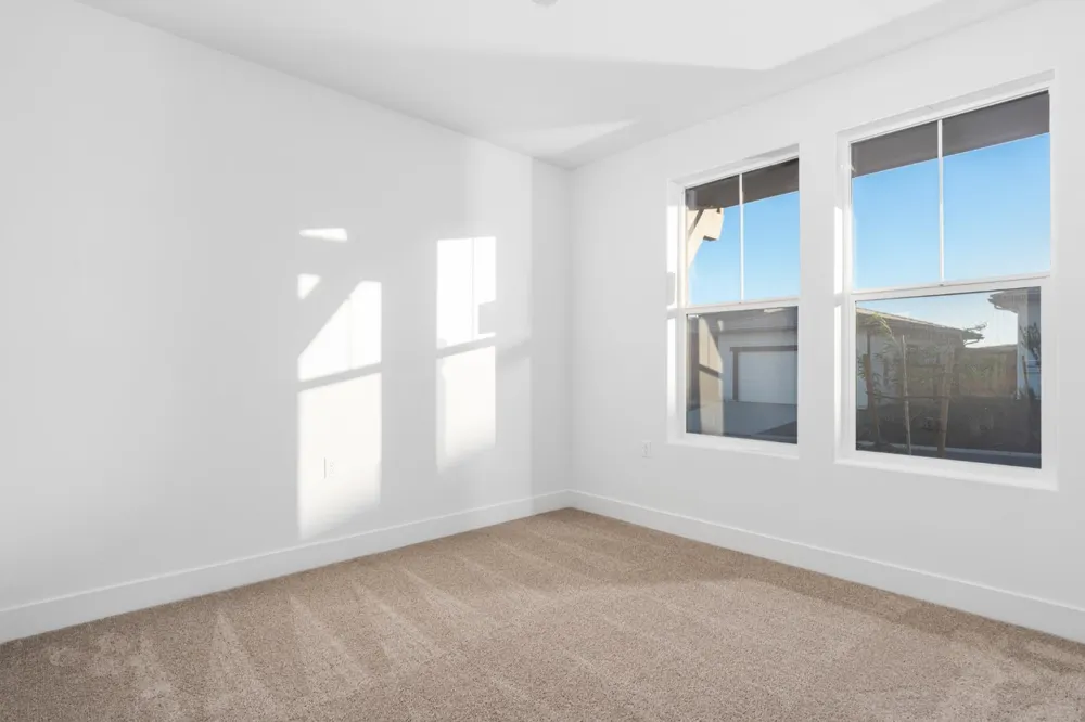 8099 Creek View Friant, CA 93626