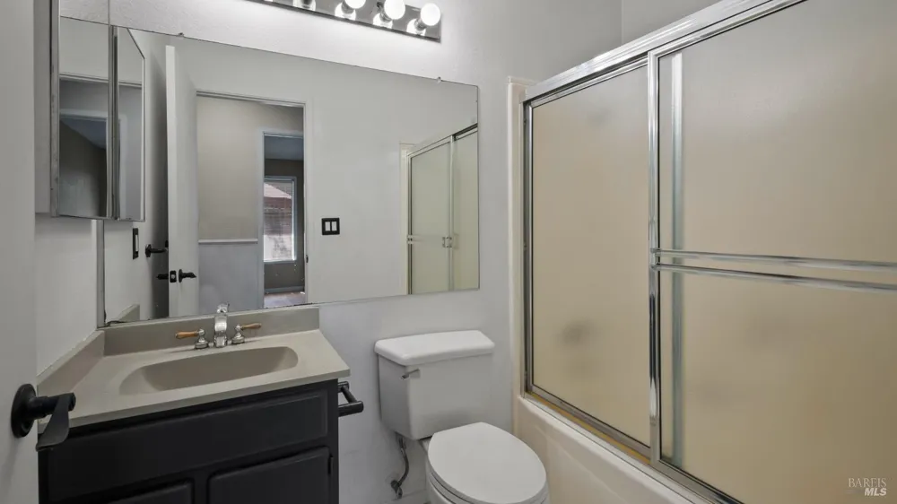 226 Alamo Drive Vacaville, CA 95688