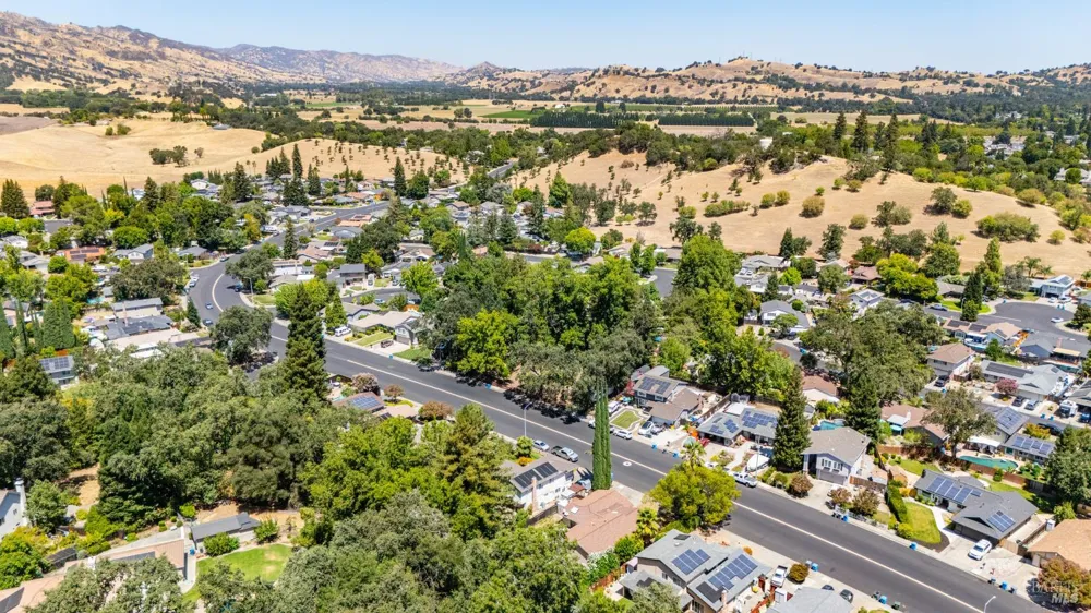 226 Alamo Drive Vacaville, CA 95688