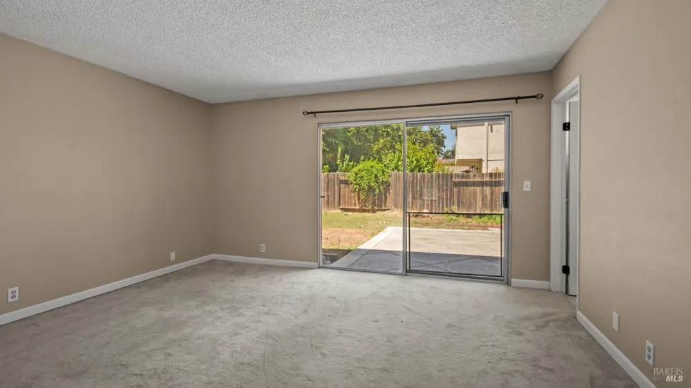 226 Alamo Drive Vacaville, CA 95688