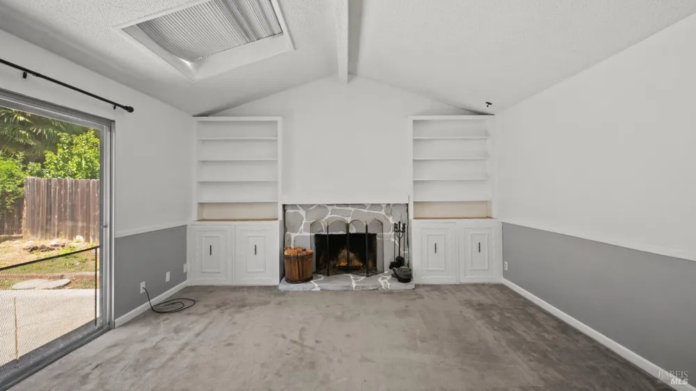 226 Alamo Drive Vacaville, CA 95688