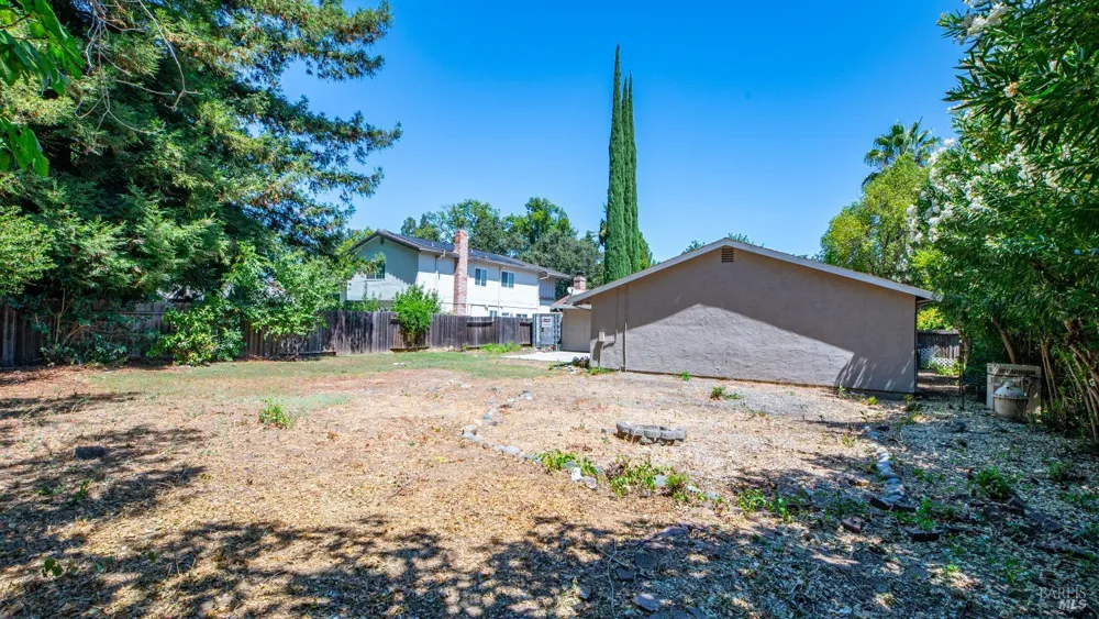 226 Alamo Drive Vacaville, CA 95688