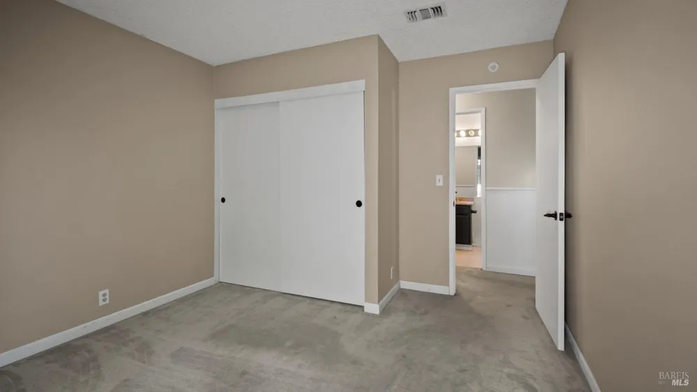 226 Alamo Drive Vacaville, CA 95688