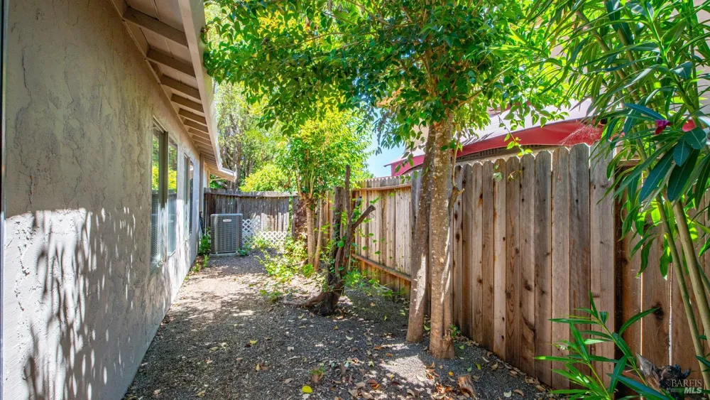 226 Alamo Drive Vacaville, CA 95688