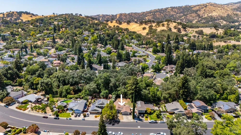 226 Alamo Drive Vacaville, CA 95688