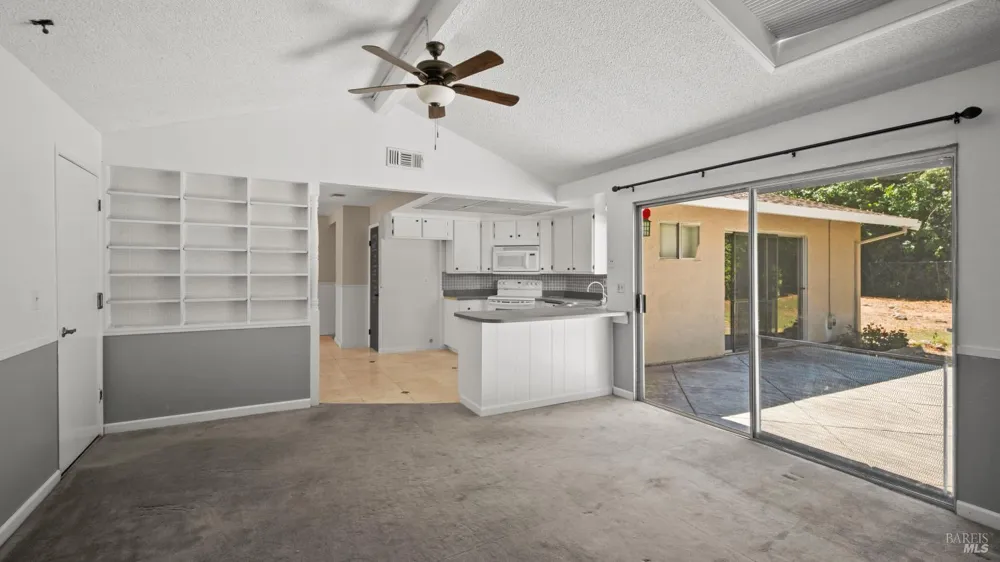 226 Alamo Drive Vacaville, CA 95688