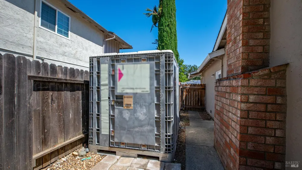 226 Alamo Drive Vacaville, CA 95688