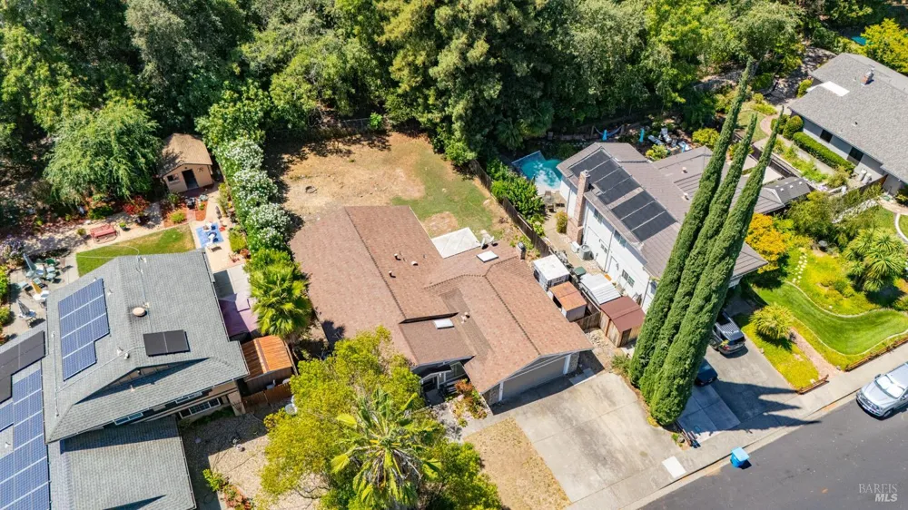 226 Alamo Drive Vacaville, CA 95688