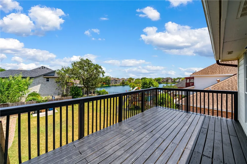 7602 Dijon Lake Drive Corpus Christi, TX 78413