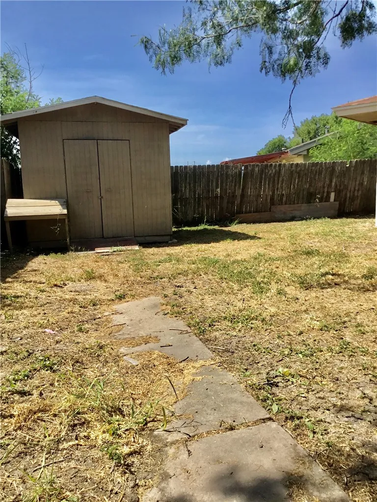 1110 Green Lane Drive Corpus Christi, TX 78405