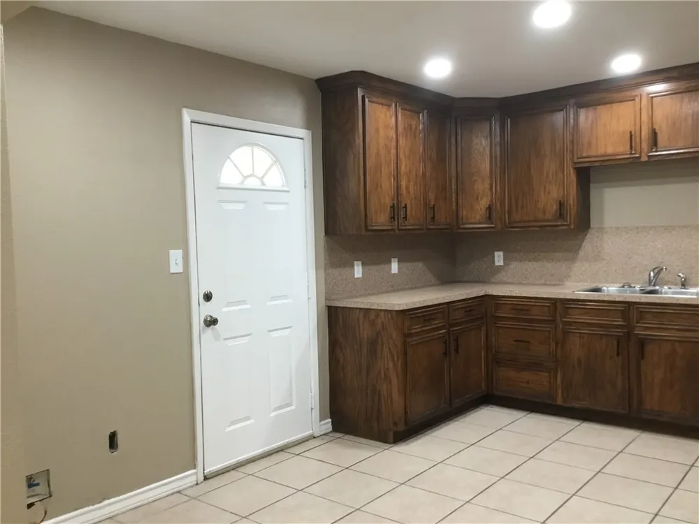 1110 Green Lane Drive Corpus Christi, TX 78405
