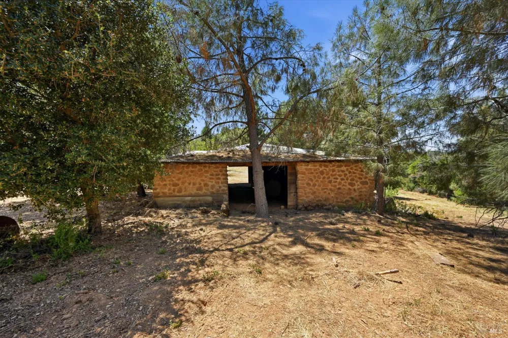 13420 Point Lakeview Road Lower Lake, CA 95457