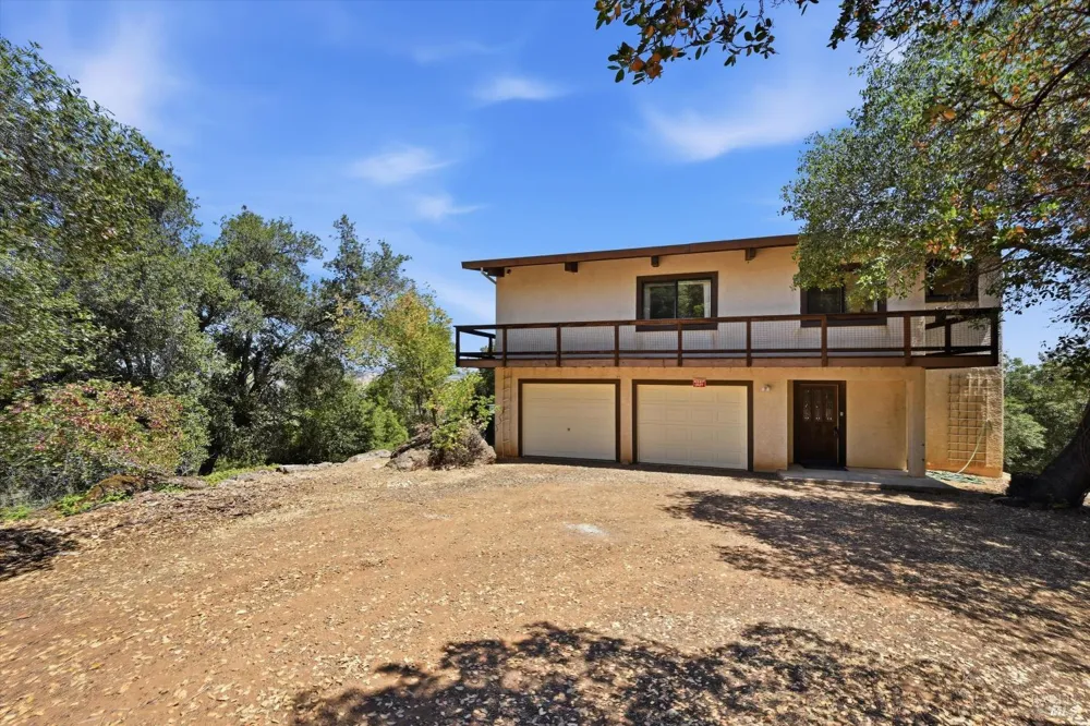 13420 Point Lakeview Road Lower Lake, CA 95457