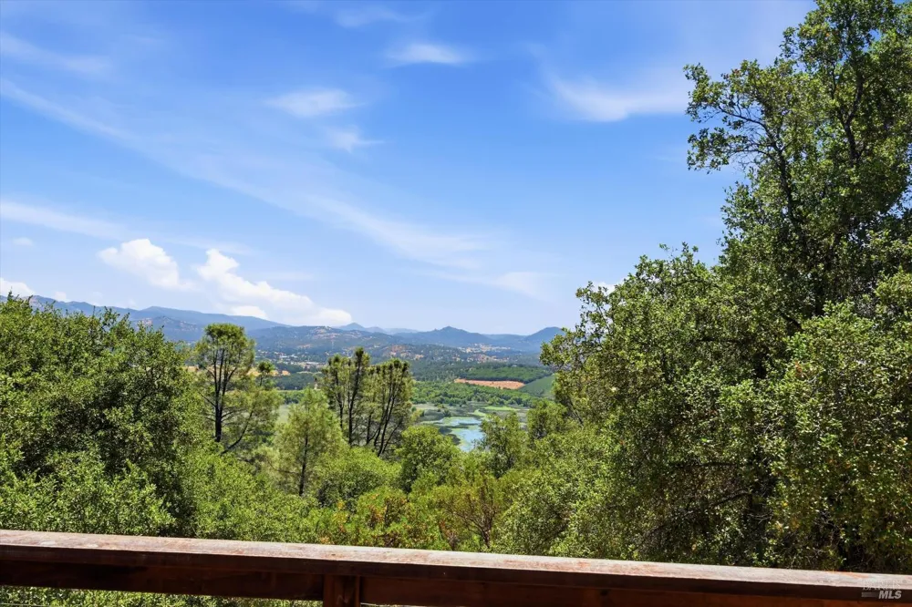 13420 Point Lakeview Road Lower Lake, CA 95457