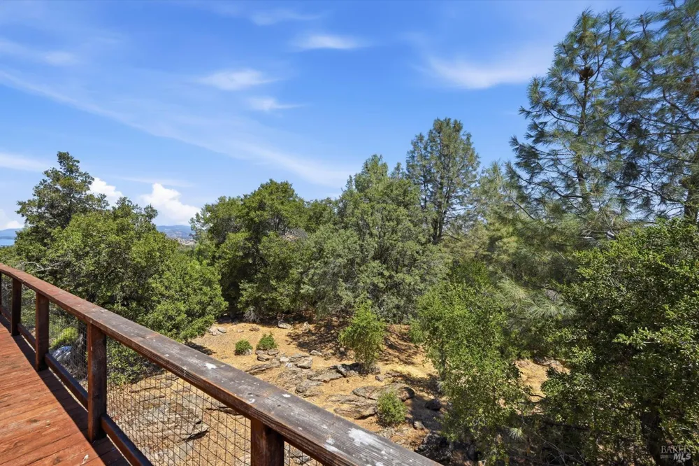 13420 Point Lakeview Road Lower Lake, CA 95457