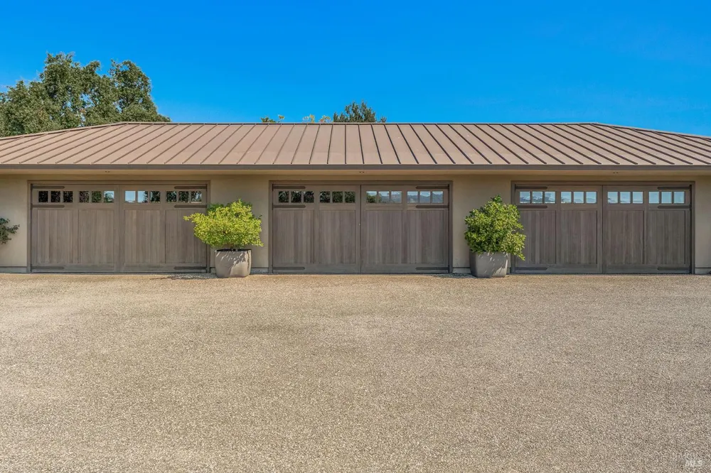 3196 Bennett Lane Calistoga, CA 94515