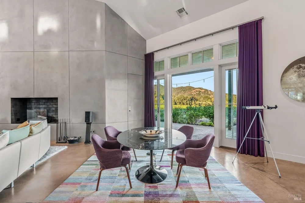 3196 Bennett Lane Calistoga, CA 94515