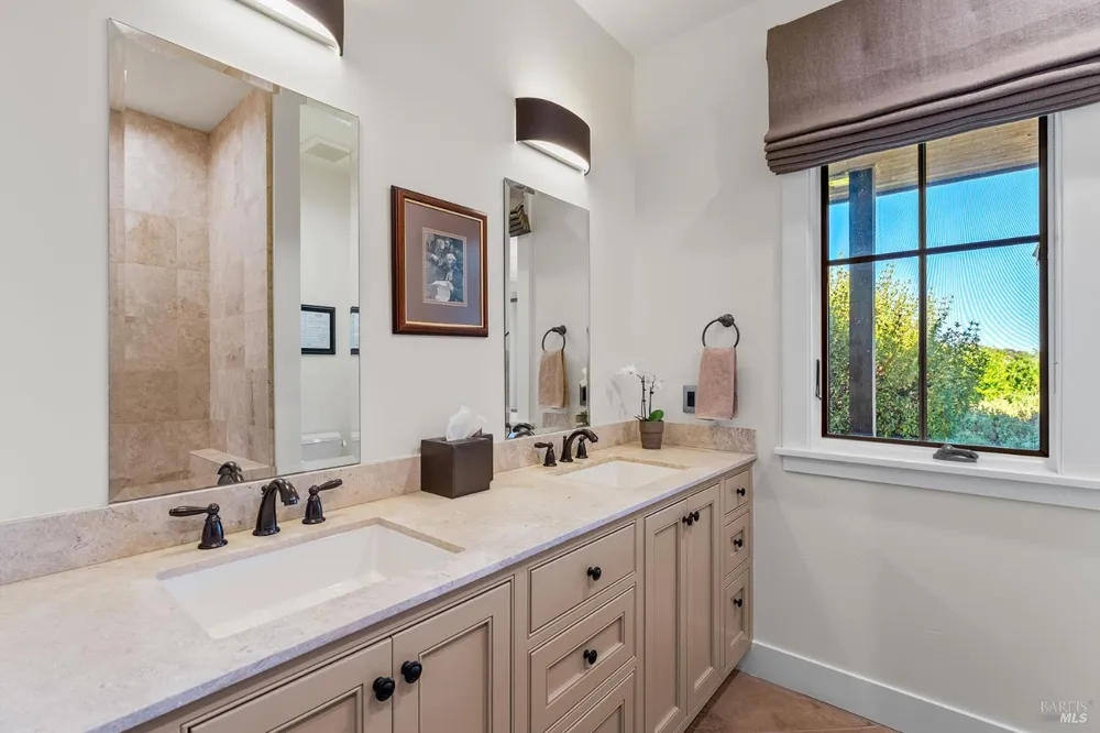 3196 Bennett Lane Calistoga, CA 94515